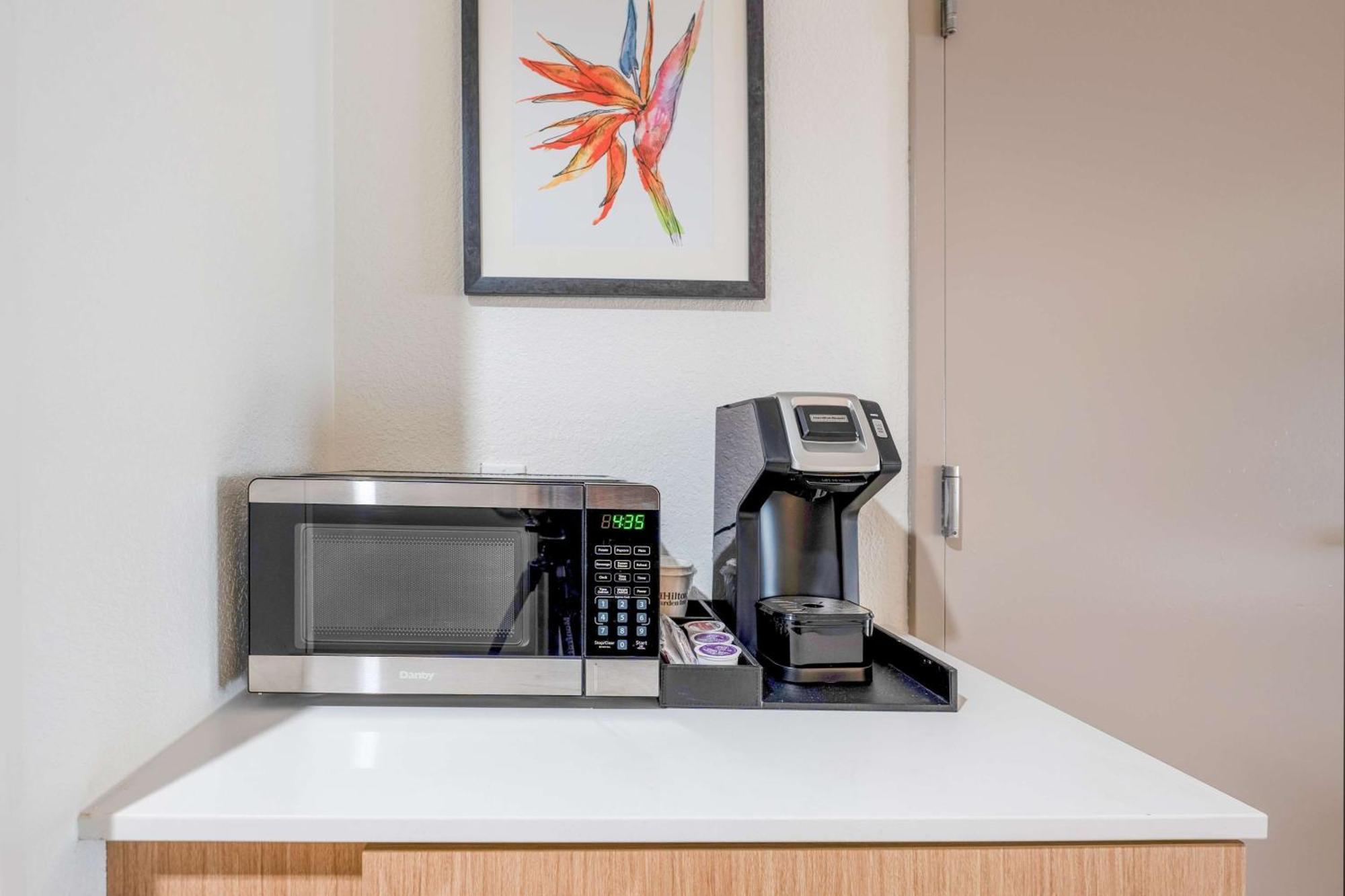 Hilton Garden Inn Ft. Lauderdale Airport-Cruise Port Дейния Бийч Екстериор снимка