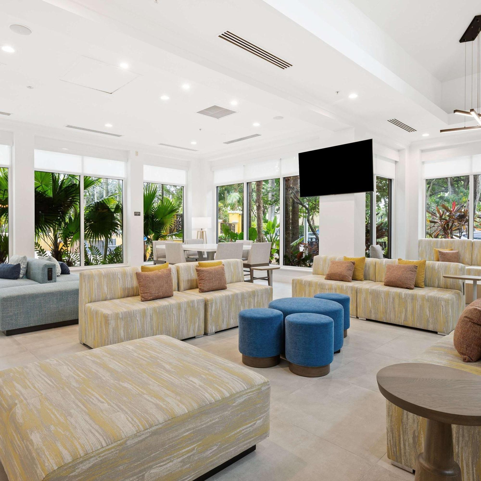 Hilton Garden Inn Ft. Lauderdale Airport-Cruise Port Дейния Бийч Екстериор снимка