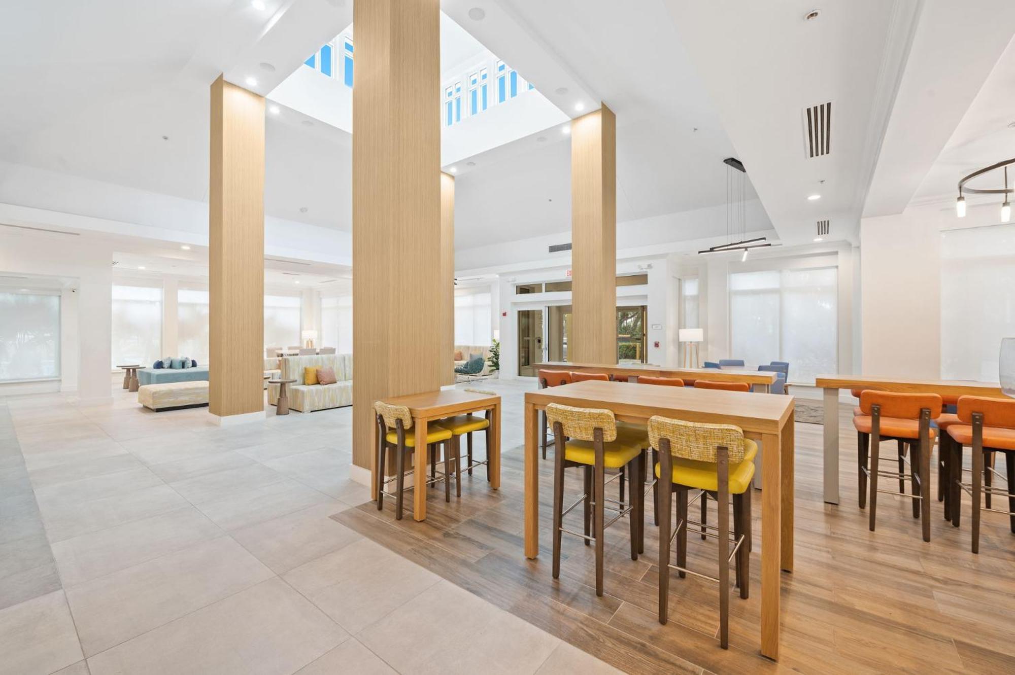 Hilton Garden Inn Ft. Lauderdale Airport-Cruise Port Дейния Бийч Екстериор снимка